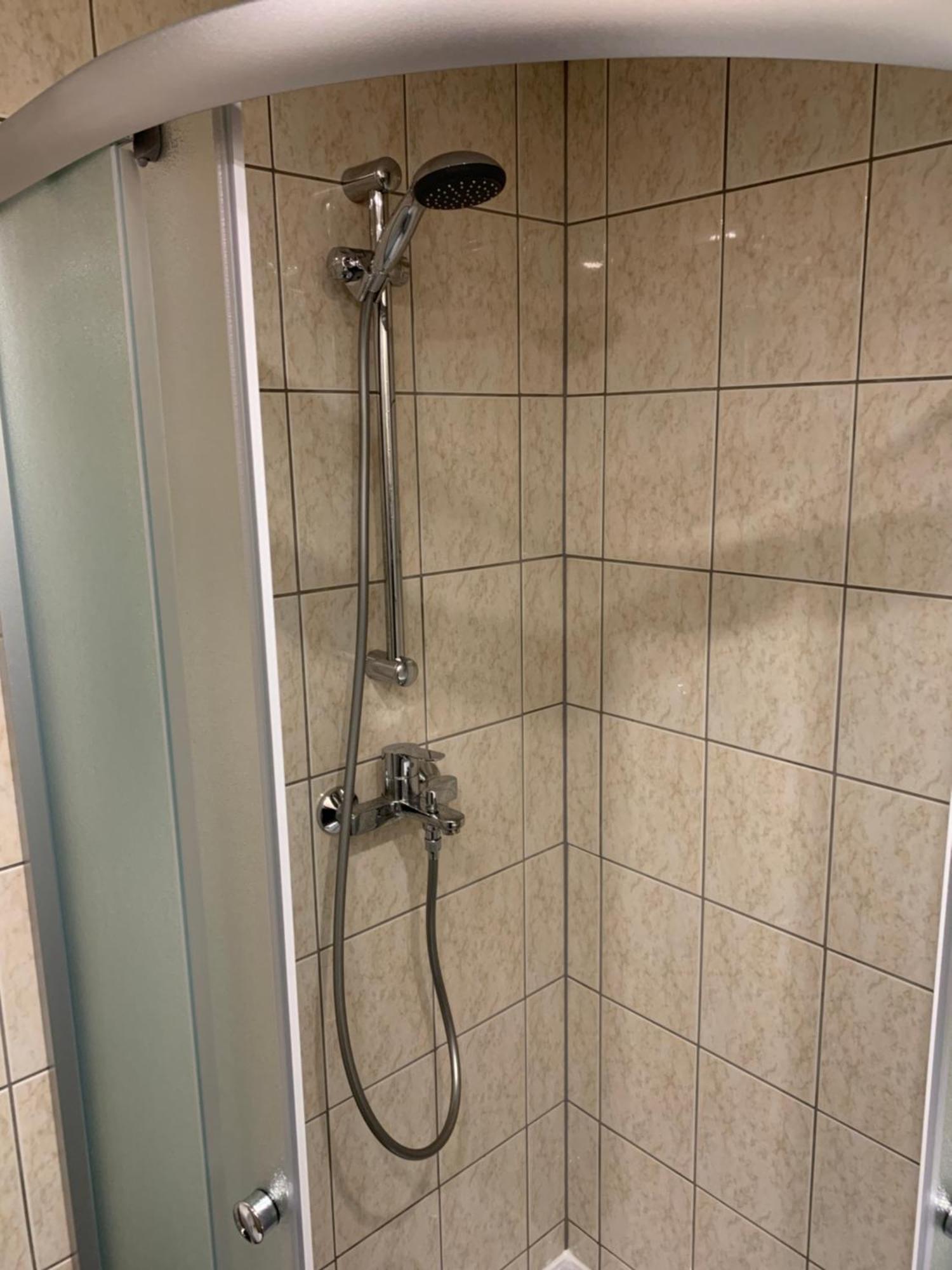 Dikol Two-Room Apartment-Self Check-In & Free Parking Near City Center Tallinn Exterior photo